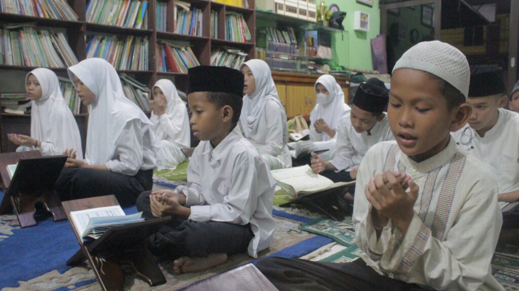 Keutamaan Berdoa di Hari Jumat Momen Berkah