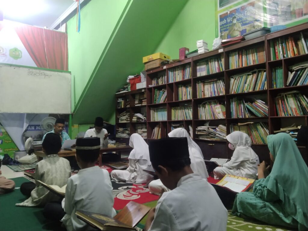 Tadarus Al Quran Bersama