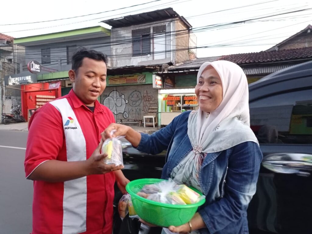 Berbagi Takjil dan Buka Bersama di Yapim