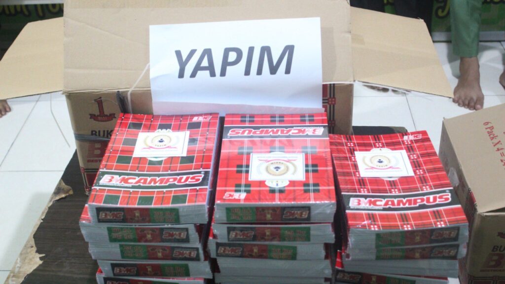 Update Buku Tulis untuk 155 Anak